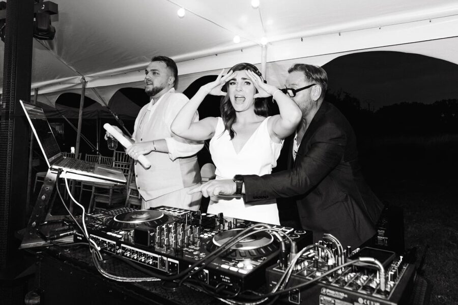 Photos & Films | British couple gets married in a French Château